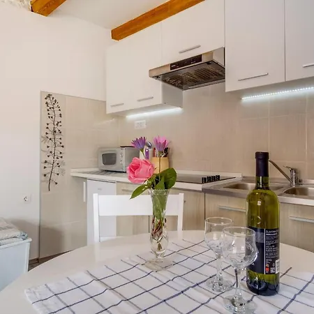 Apartments Kastel Veli Lošinj Zewnętrze zdjęcie