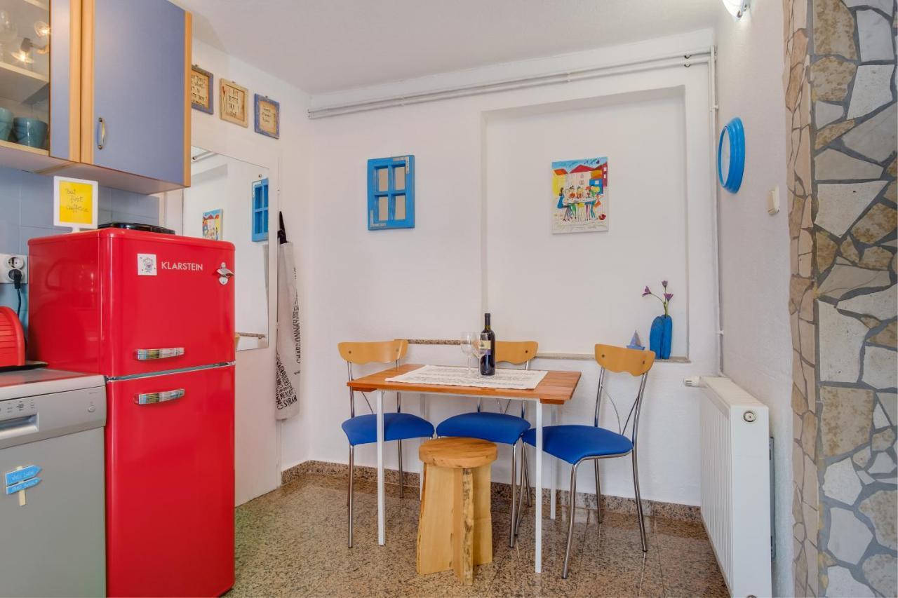 Apartment Kastel *