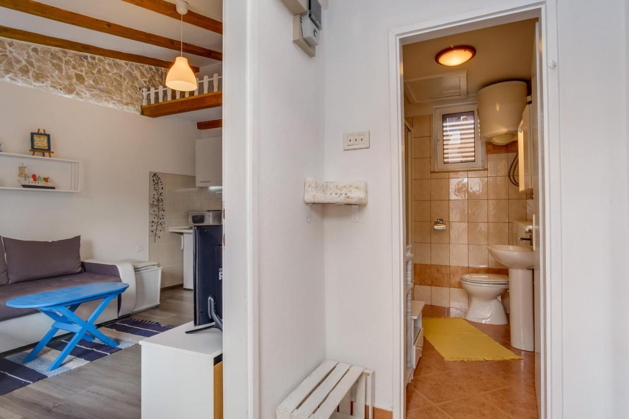 Apartment Kastel